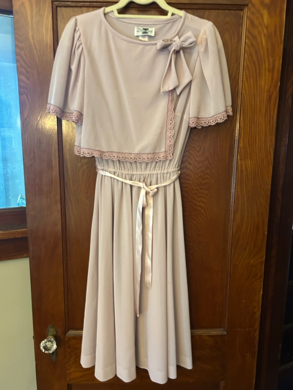 Vintage 60's Capelet and Lace Dress Mauve Size 8